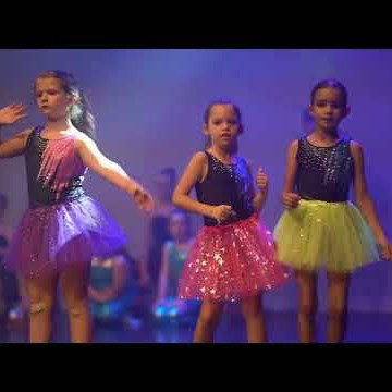 les Five Girl